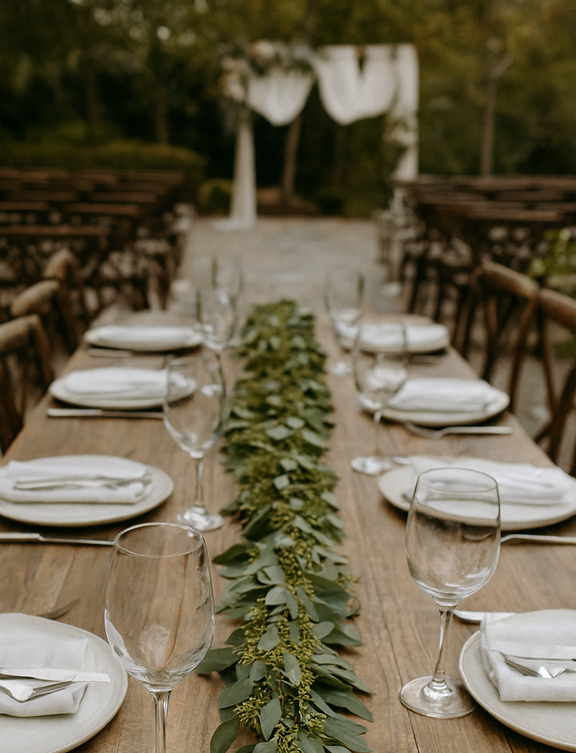succulent & eucalyptus garland Seeded Eucalyptus Garland