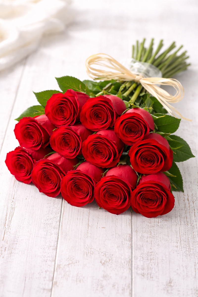 O2 Priority Red Roses 12 Red Freedom Roses | Dozen Roses | Farm Fresh – Overnight Delivery ...