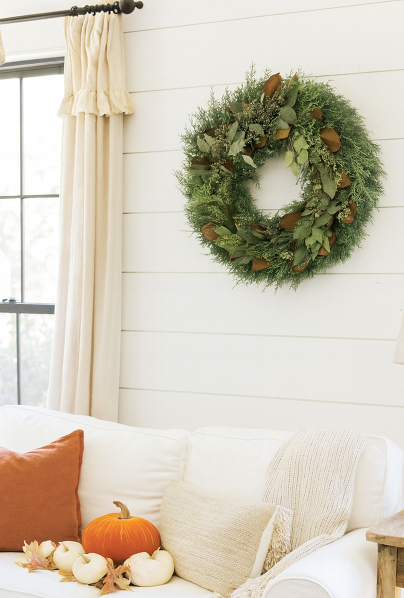 🌿 Seeded Eucalyptus, Carolina Sapphire & Magnolia Wreath – Fresh Farmhouse Greenery
