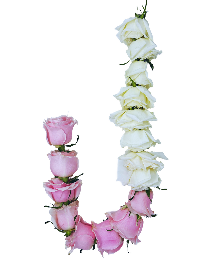 White Playa Blanca Rose & Pink Mondial Roses - Garland & Mala